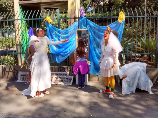 Resultado de imagem para Casada Consigo Mesma - Cia. Asfalto de Poesia